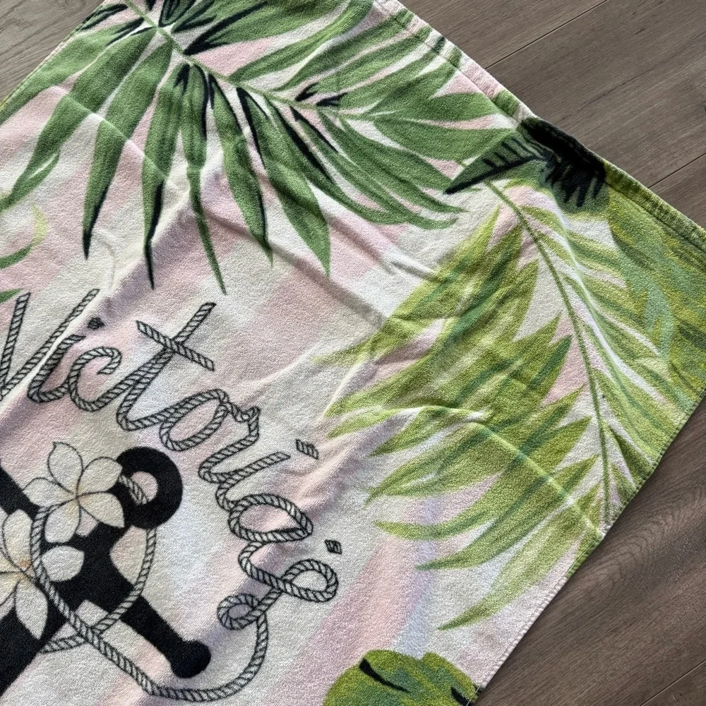 Victoria's Secret Hawaii Vacay‎ Tropical Anchor Beach Towel 30 x 64